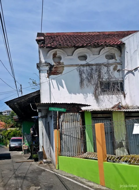 Lokasi Yang Diduga Bekas Kandang Kuda Oei Tiong Ham