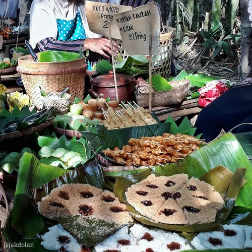 Kuliner di Pasar Papringan