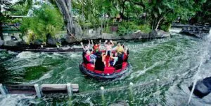 wahana arung jeram