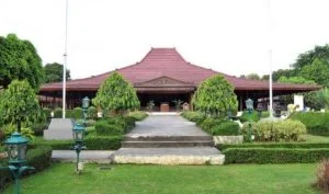 Anjungan Jawa Tengah di Taman Mini Indonesia Indah