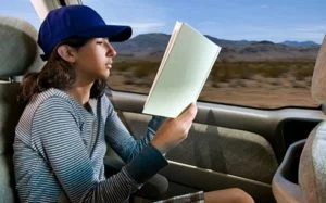 Tips Mencegah Mabuk Perjalanan Darat