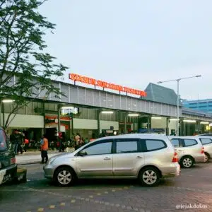 Cara Menuju Bandara Juanda dari Stasiun Pasar Turi