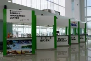 Trac dan Golden Bird di Bandara Semarang