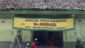 Tempat Makan di Kota Lama Semarang - Gulai Kambing Bustaman Pak Sabar