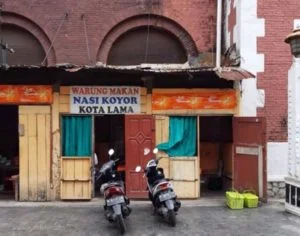 Tempat makan di kota lama semarang - Nasi Koyor Kota Lama