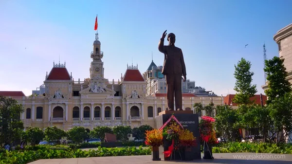 Bangunan Bersejarah di Ho Chi Minh City - Jejak Dolan