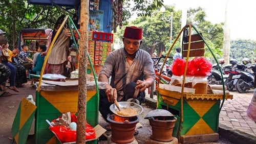 Cover Wisata Setu Babakan_Jejak Dolan Blog