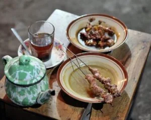 Sate Kambing Bantul (Klatak) dan Teh Poci