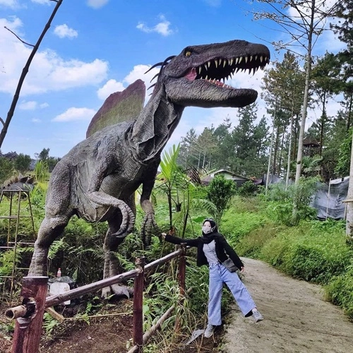 Dino Land Untuk Petualangan Seru