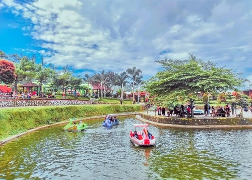 Wahana sepeda air