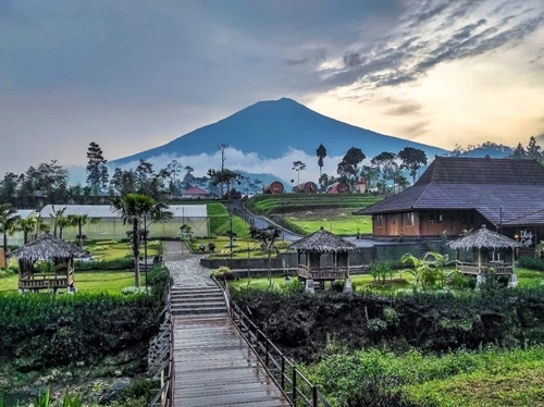 View dari Desa Wisata Lembah Asri Serang