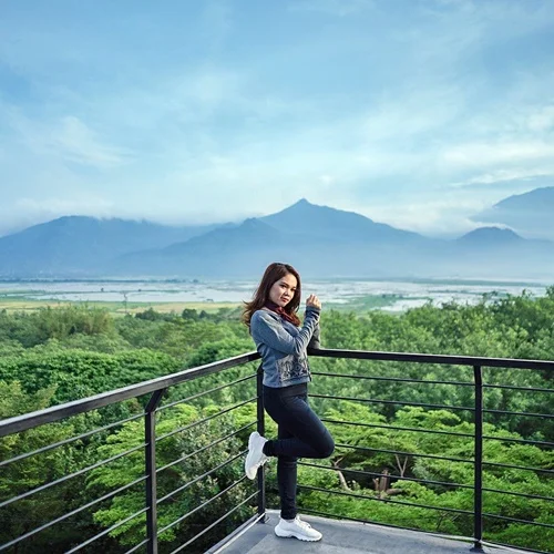View dari Resto Sky View