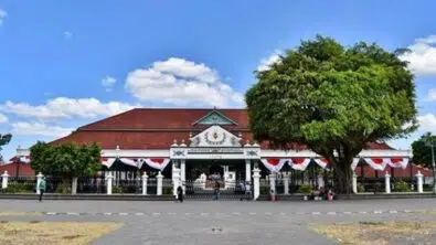 Wisata Kraton Jogja by Jejak Dolan