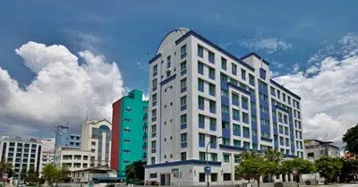 Cover Hotel Murah Dekat National Stadium Singapore - Jejak Dolan