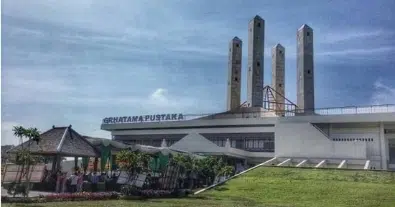 Perpustakaan keren di Jogja