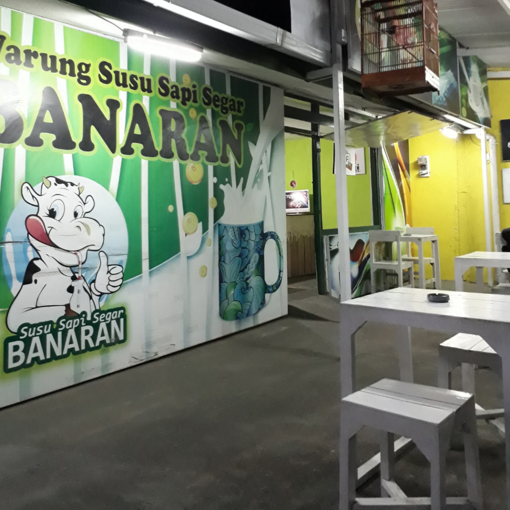 Warung Susu Sapi Segar Banaran - Tempat Minum Susu Sapi Segar di Semarang