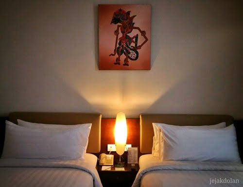 Twin Bed Deluxe Room - Aston Imperium Purwokerto