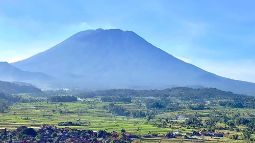 Wisata Karangasem Bali Gunung Agung