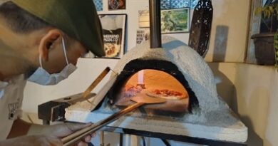 Cover Weekend Pizza Purwokerto