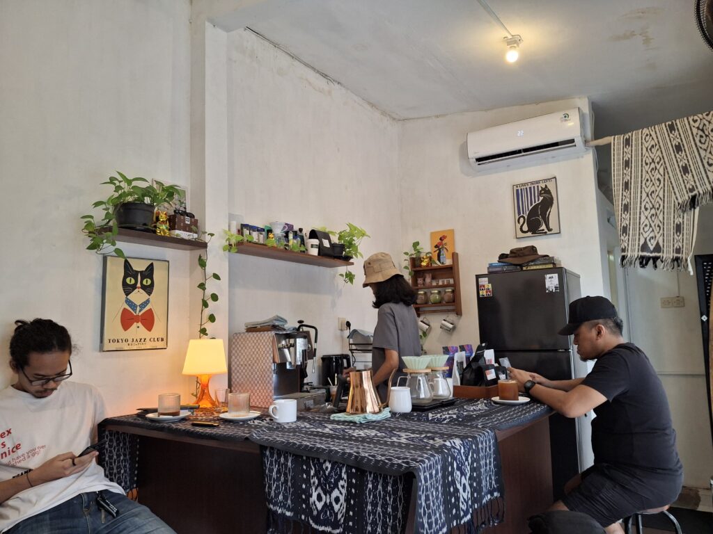 tempat ngopi di Semarang, Little Seed